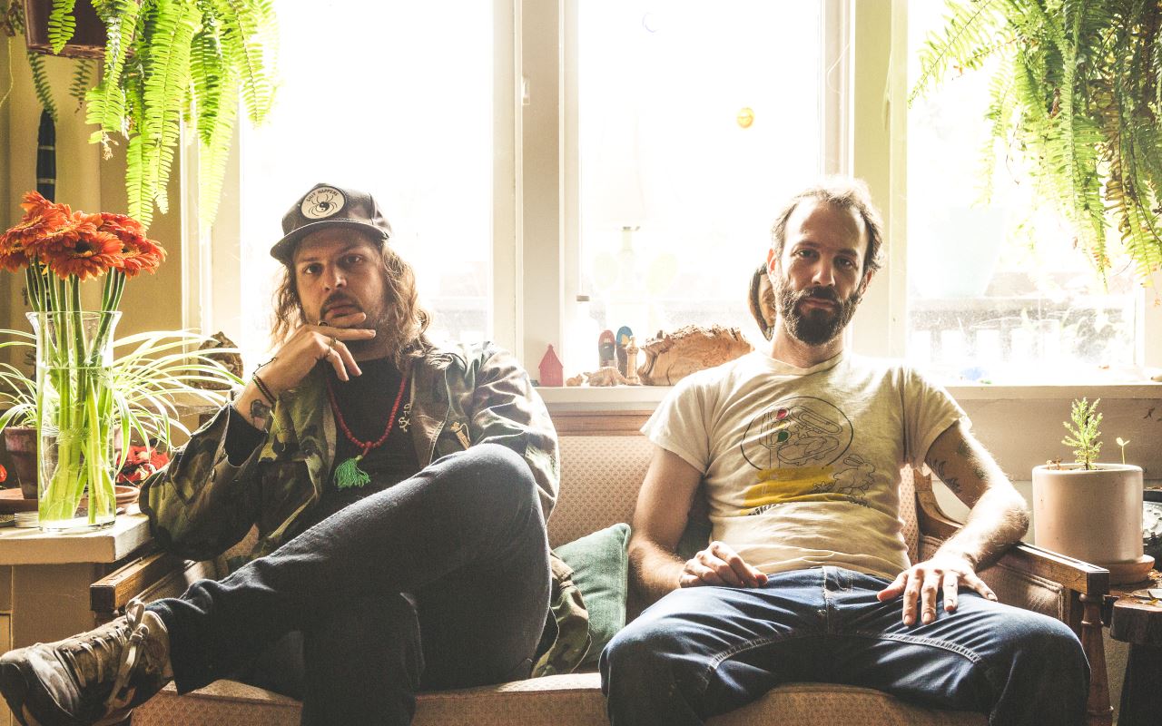 ALTAMONT X THOMAS BROTHERS